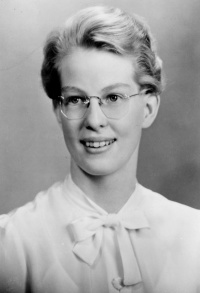 Joy Mills in 1943.jpg