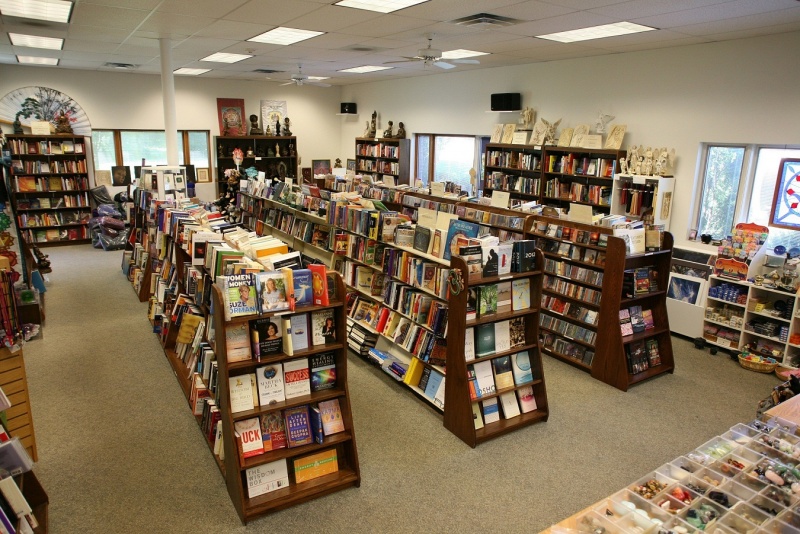 File:Book Shop interior 1.jpg