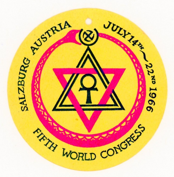 File:1966 World Congress badge - from Lois Burns.jpg