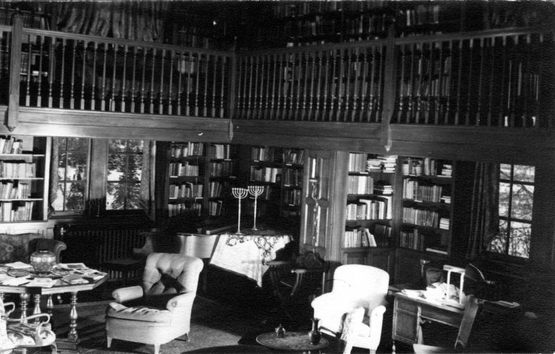 File:Olcott Library 1949.jpg
