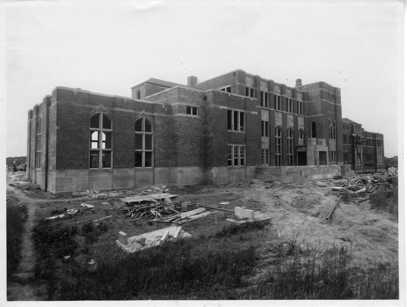 File:Construction2 1927 from SE.jpg