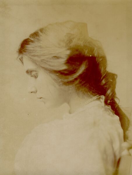 File:Beatrice Wood 1908.jpg