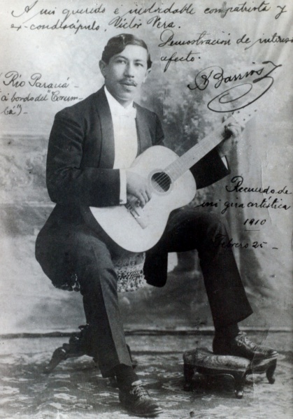 File:Agustín Barrios 1910.jpg