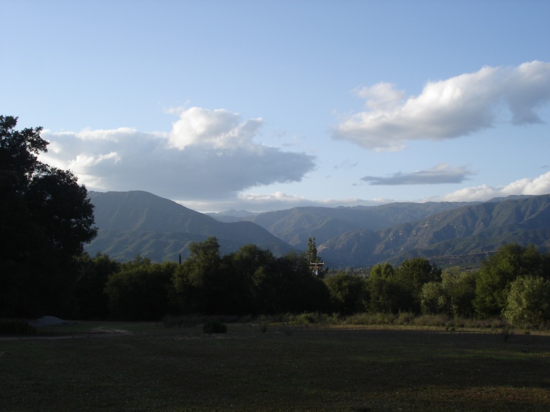 File:View northwest from Krotona road in pm.JPG