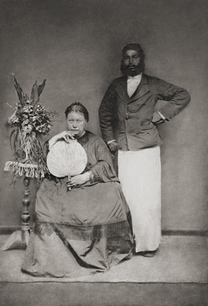File:HPB in Galle with Devendra 1880.jpg
