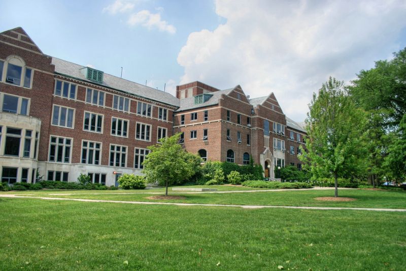 File:MSU Union Building, 1925.jpg