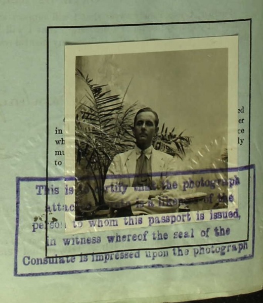 File:1918 Evans-Wentz passport photo.jpg